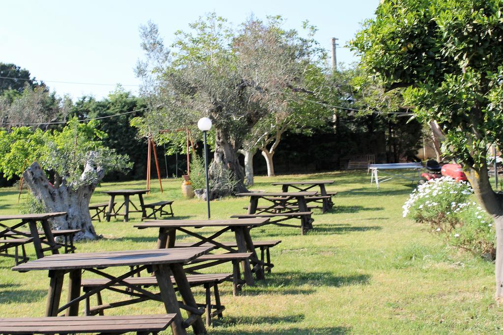 Agriturismo Santa Chiara Alezio Exterior foto